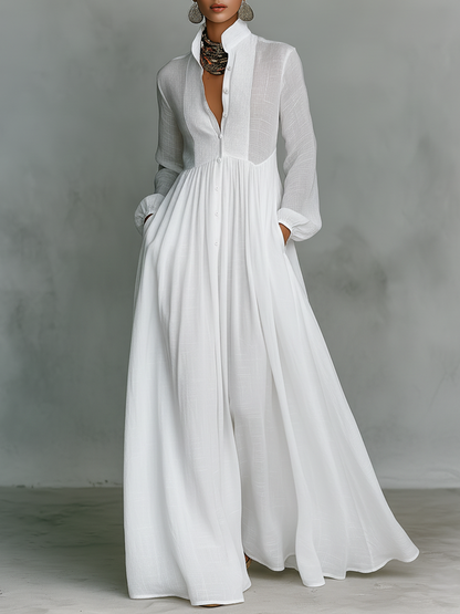 Minimalistisches Maxikleid aus Baumwolle und Leinen mit Patchwork, Stehkragen und langen Ärmeln