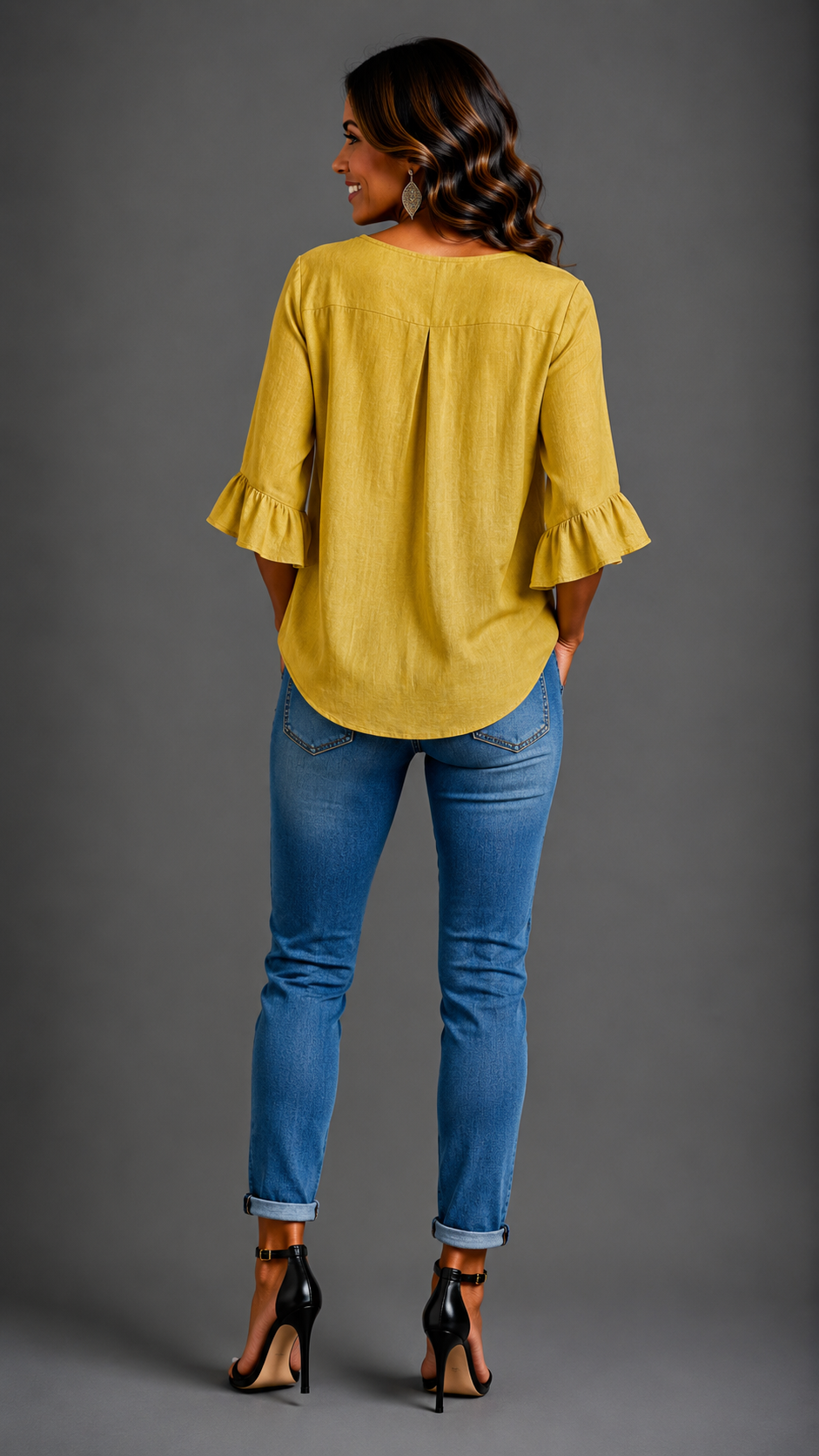 Sophia Solid-Colour Cotton-Linen Blouse with Wooden Buttons and Ruffles