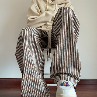 XAVIERA – Modern Striped Sweatpants