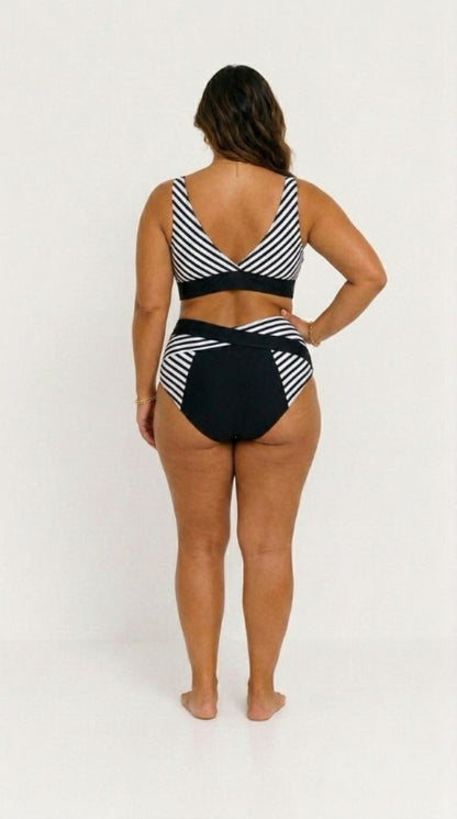 Bikini Incrociato a Righe Stampato